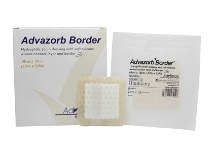 Opatrunki silnie absorpcyjne Advazorb Border 10 cm x 10 cm, 1op.